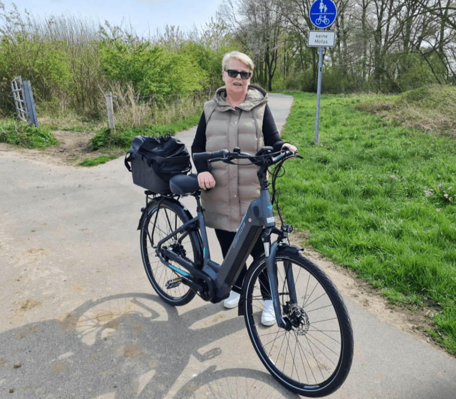 Gabriela Michalowski fähr ihr neues E-Bike