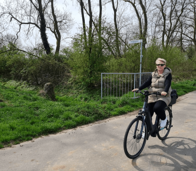 Gabriela Michalowski fähr ihr neues E-Bike